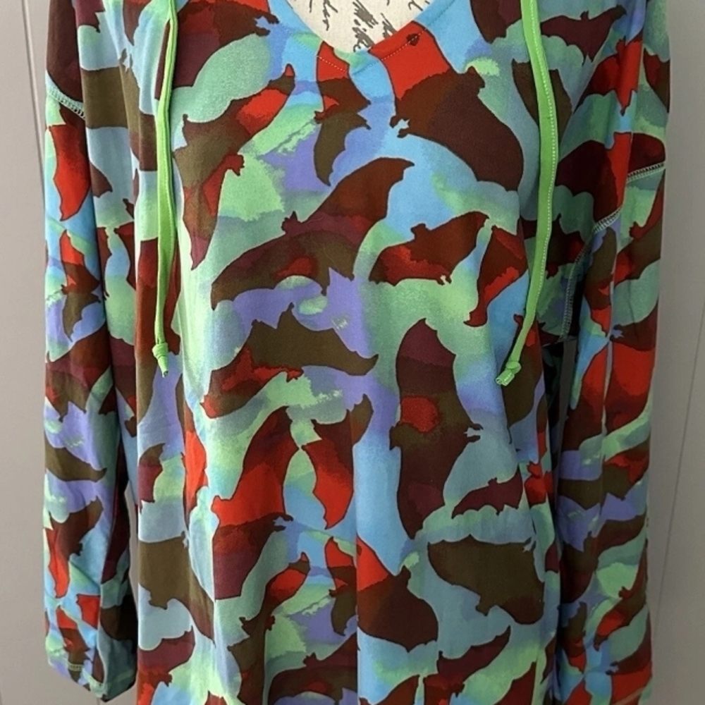 LulaRoe BAT HOODIE Amber